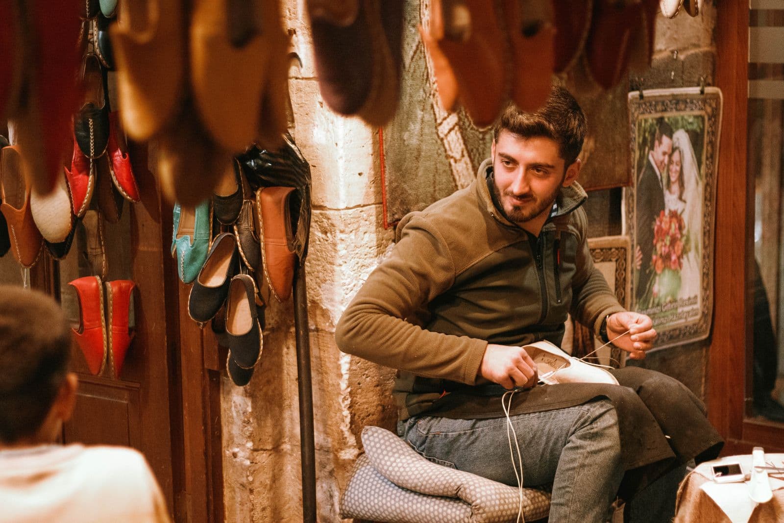 Aprire una bottega artigiana nel centro di Roma: le regole vere