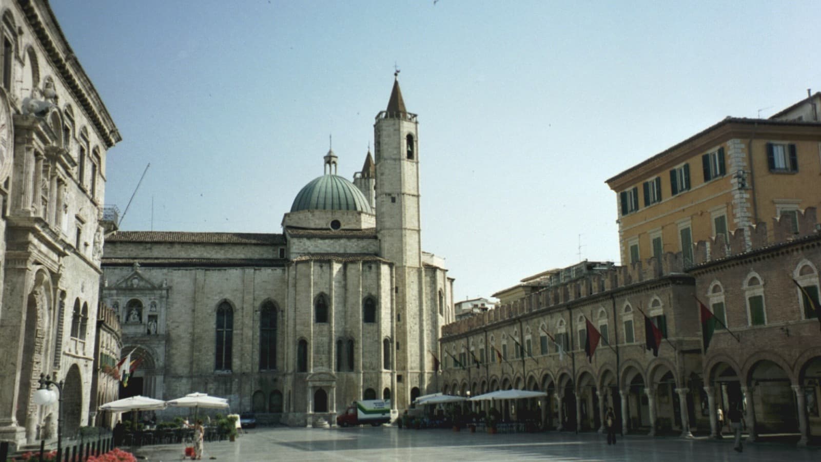 What to Do in Ascoli Piceno: Travertine, Palio Squares and Creative Workshops