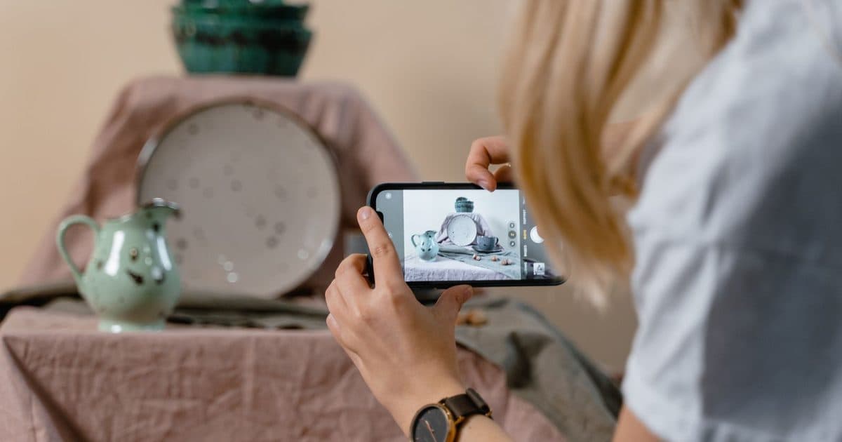 How to photograph handmade products with your phone
