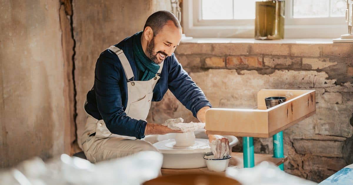 Studio di ceramica a Milano: riempire le ore vuote del tornio