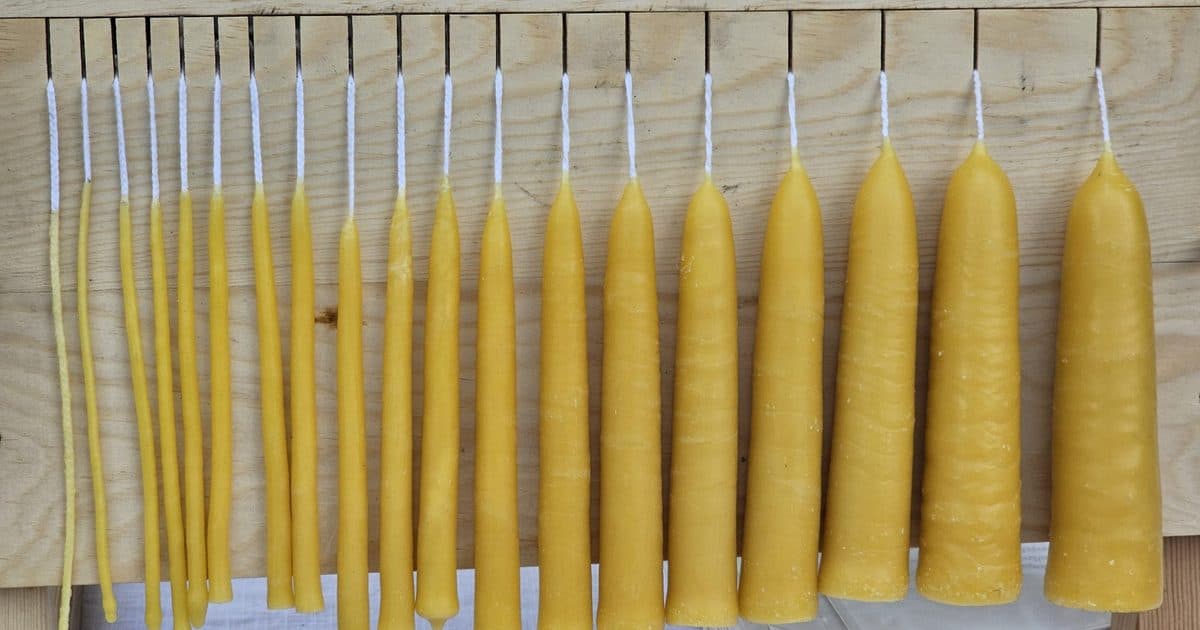 How to structure a candle and scented-wax workshop